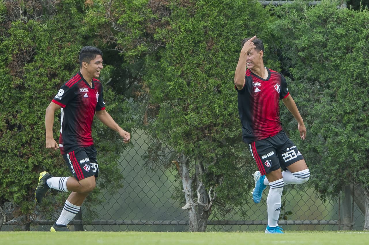 Luis Martínez y Luis Martínez, la curiosa dupla de Atlas