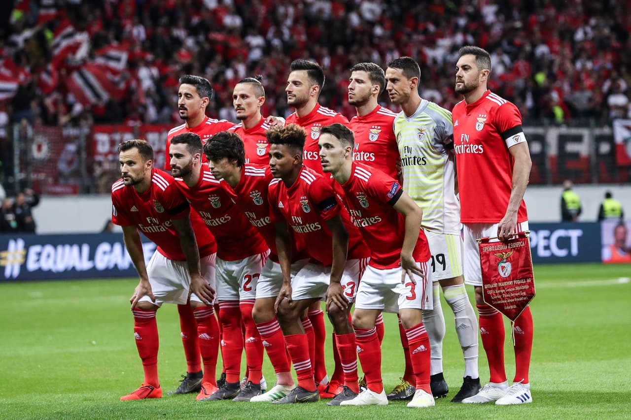 Bruno Cague lleva las riendas del Benfica y Pizzi guía el medio campo. Han sido campeones de la Champions en dos ocasiones. Se espera mucho del joven estrella.