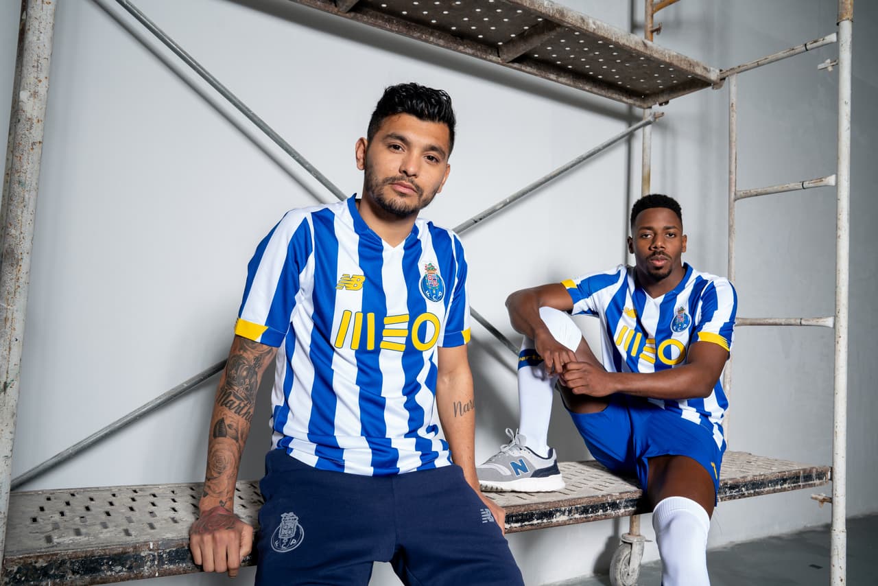 Porto presenta nueva playera con Mateus, Marchesín y Tecatito