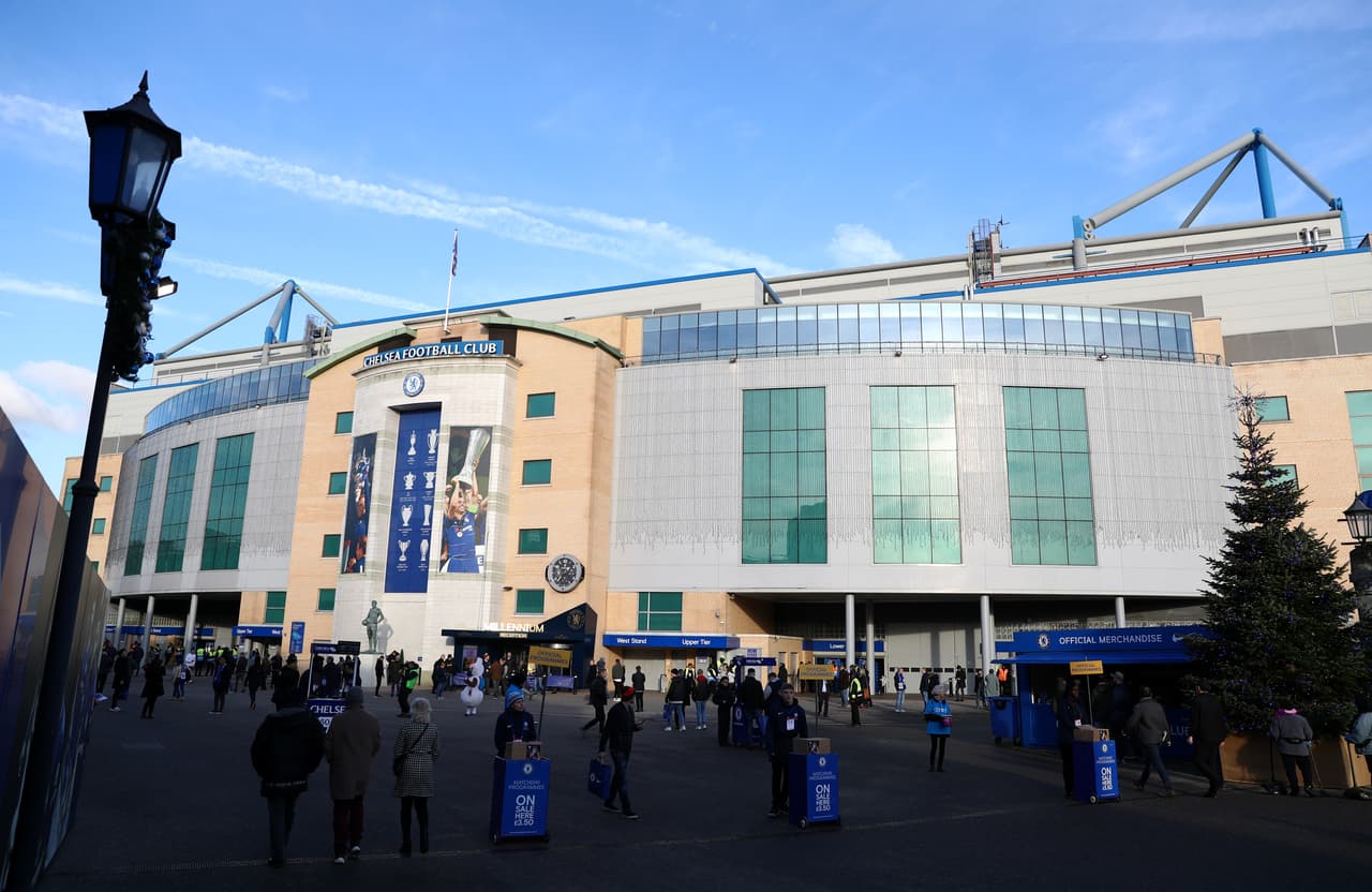 Y no fue, cualquier partido, lo hizo vencieron al Chelsea de Frank Lampard en el propio Stamford Bridge y dejó su arco sin recibir gol.