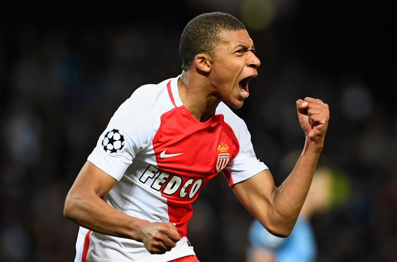Killyan Mbappe es una de las grandes promesas de Mónaco y durante la Champions League ha demostrado que es desequilibrante. A sus 18 años, tiene todos los reflectores sobre él.