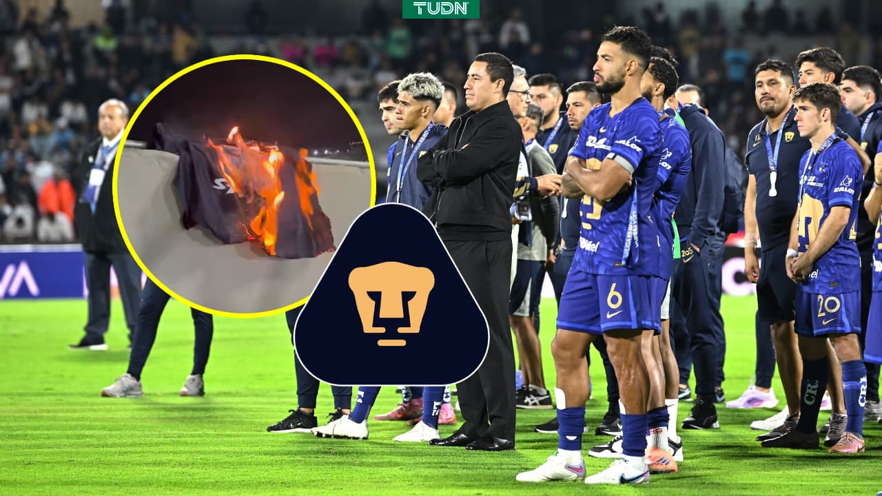 Afición quema playera de Pumas tras título de Cruz Azul en C.U.