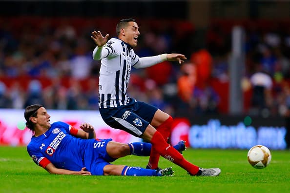 <b>Igor Lichnovsky: 8. </b>Una garantía en zona defensiva. Ganó la disputa por el balón por arriba, por abajo y fue un líder.