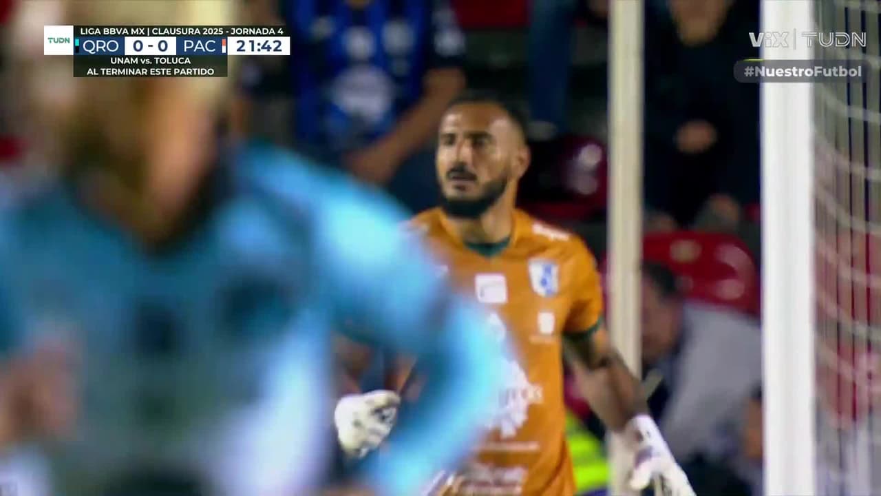¡Rey Salomón se pierde la primera clara del partido!