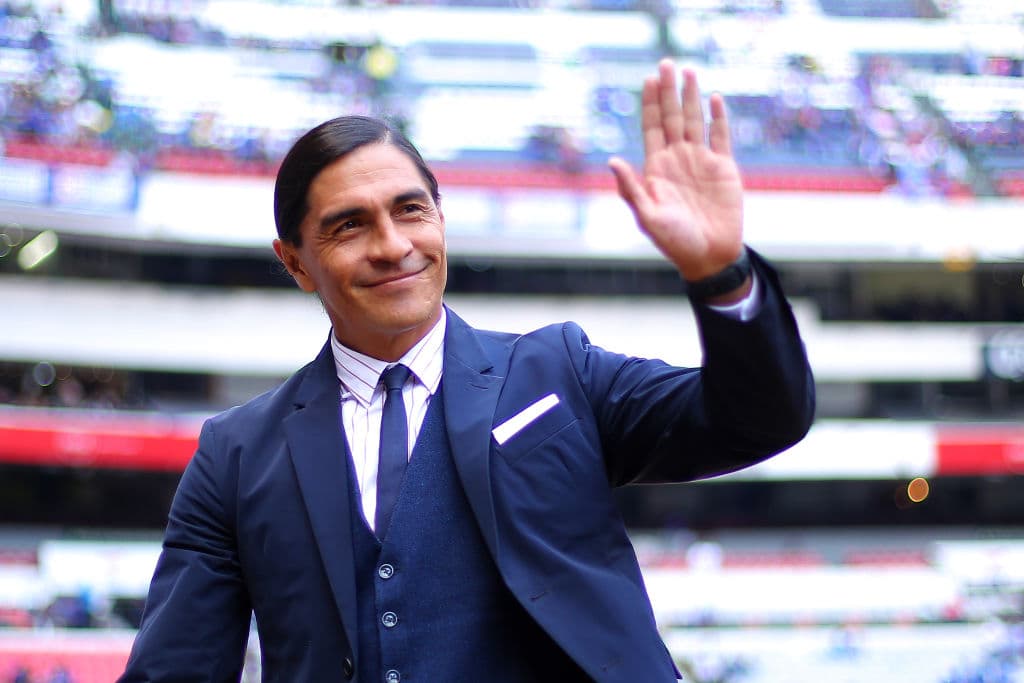 Paco Palencia lleva 13 días cumpliendo la cuarentena, considera que la salud es lo más importante y quedarse en casa es lo mejor que podemos hacer.