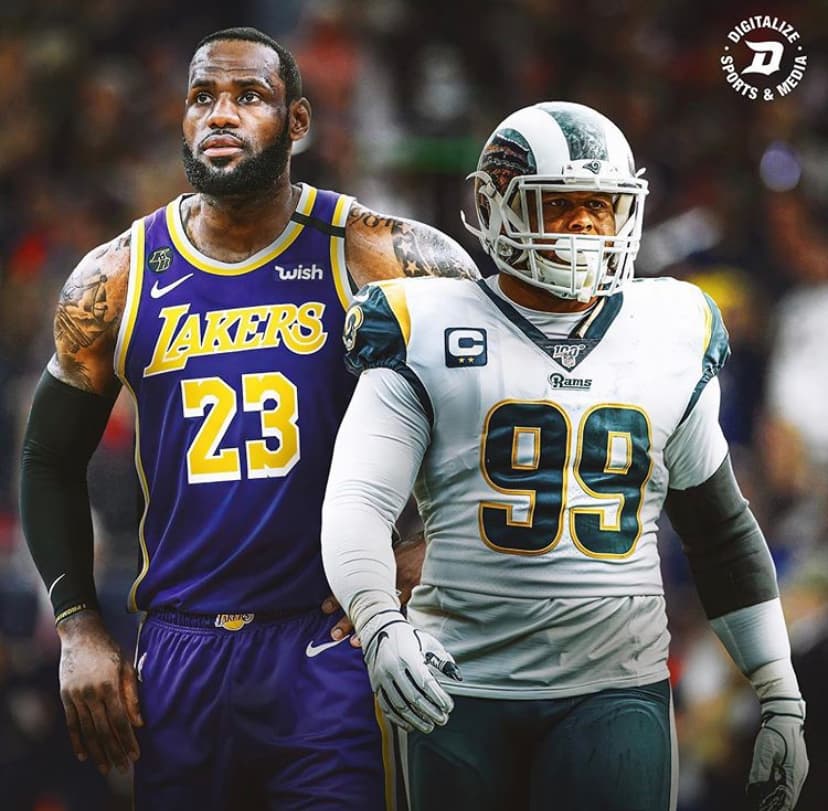 LeBron James #23 por Los Angeles Lakers y Aaron Donald #99 por Los Angeles Rams.