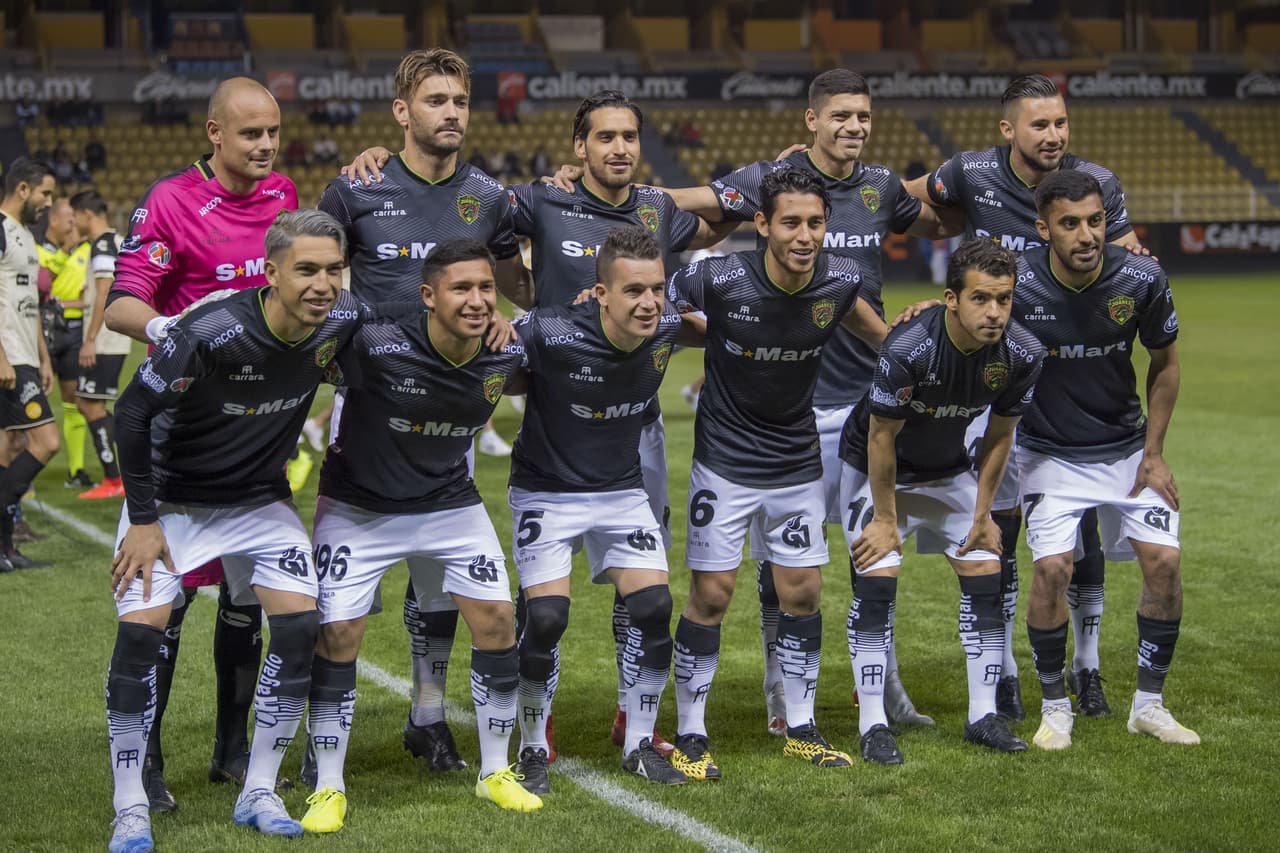 Los titulares de Bravos: Palos, Brambila, Nevarez, Rubio, Sandoval, Viniegra, Olivera, Alderete, Castro, Borelli y Carrijó.