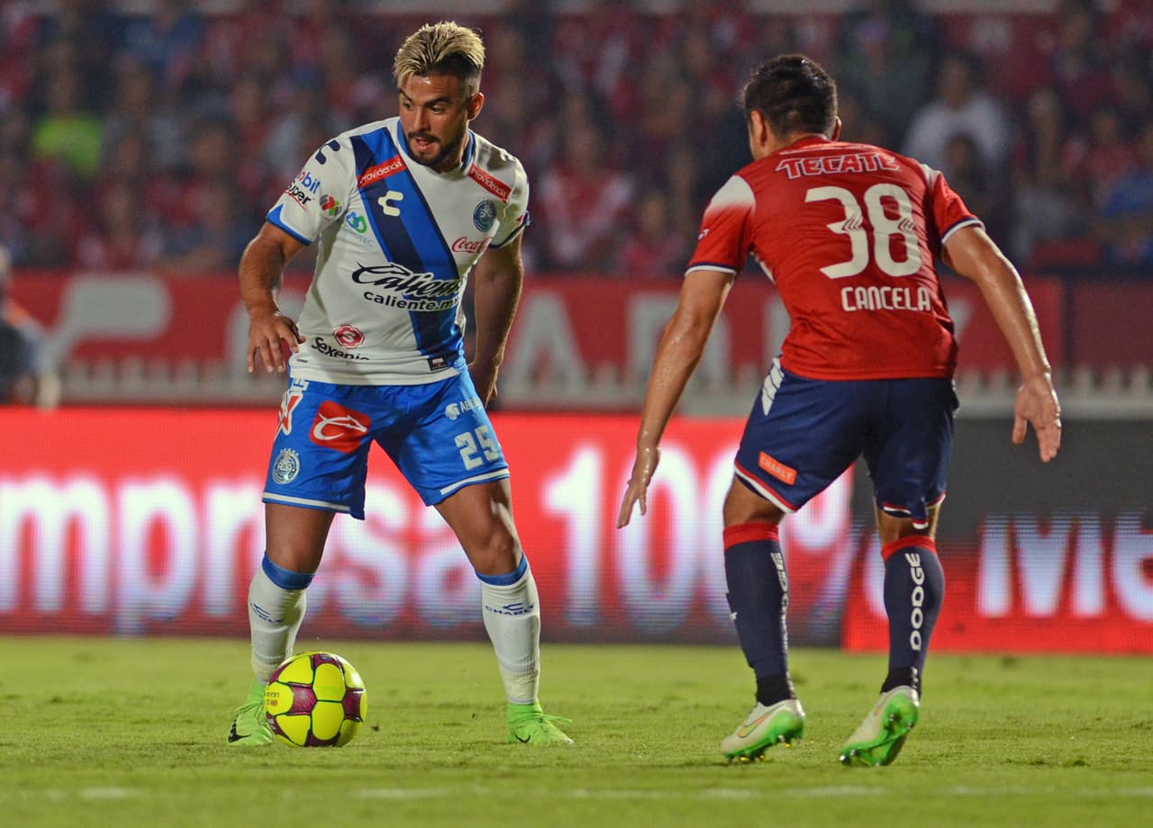 Todo indica que a Alexis Canelo lo quieren varios equipos. Ya se habla de América, Atlas y Querétaro.