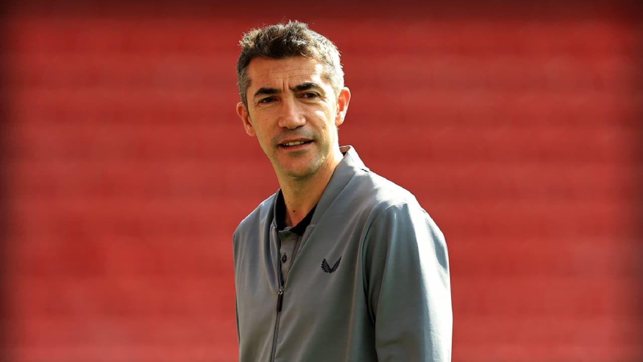 DT de Wolves recalca presión de Raúl Jiménez por hacer goles