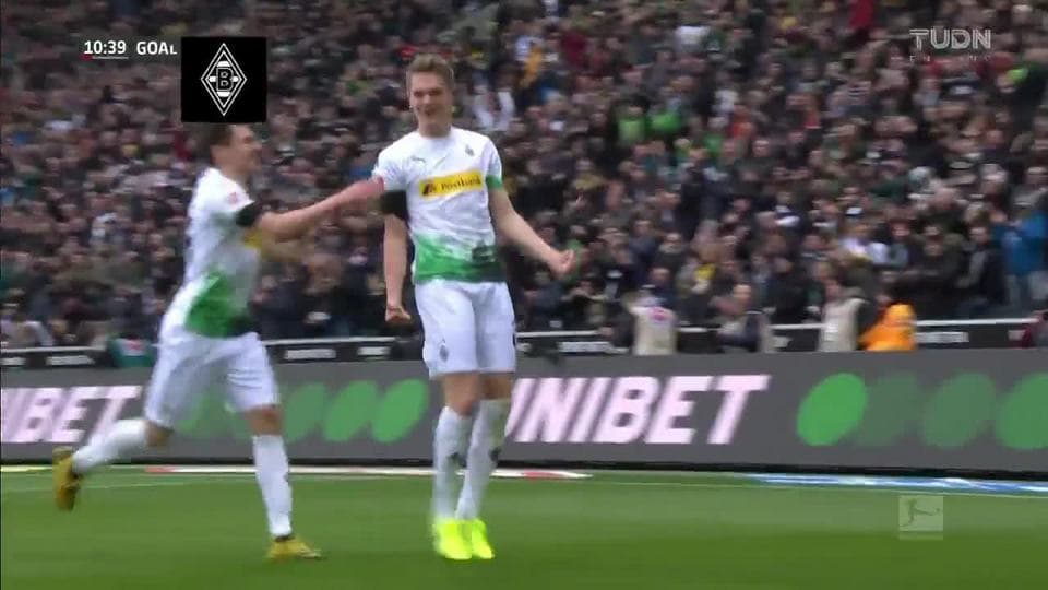 ¡GOOOL! Matthias Ginter anota para Borussia Mönchengladbach