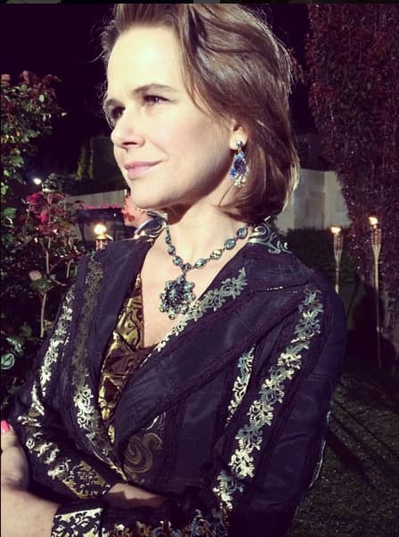 La villana de novelas, Nailea Norvind vivió su propio drama en la vida real, pues reveló que el padre de sus hijas Tessa y Nain, la maltrató físicamente dándole bofetadas y hasta llegó a arrastrarla por las escaleras de su casa.