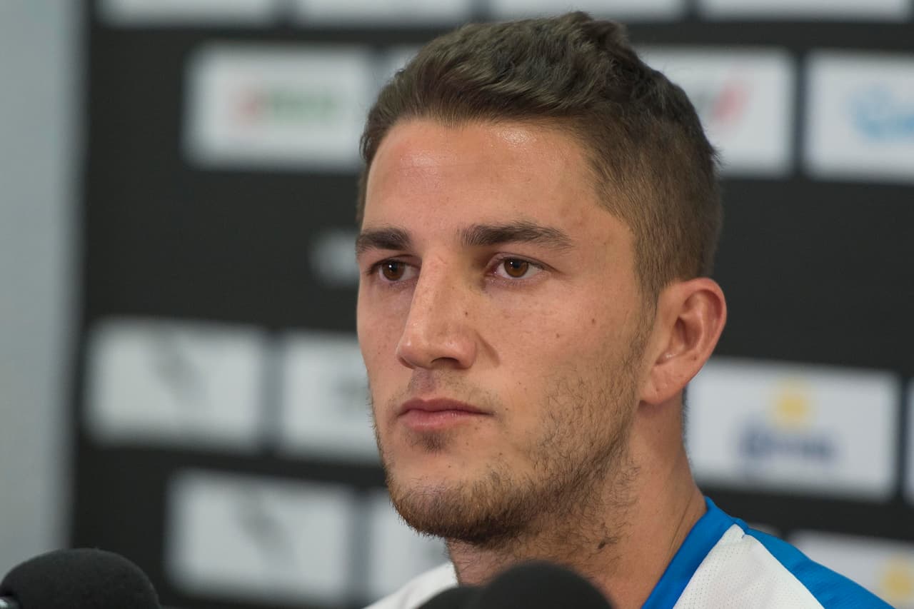 La presencia de Hiram Mier es un polo de atracción para las fanáticas de Querétaro.