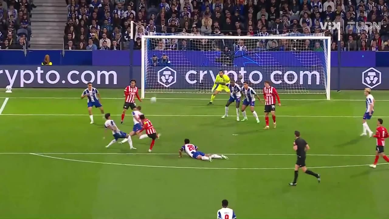 ¡El PSV se quedó cerca! Mauro quería descontar al Porto