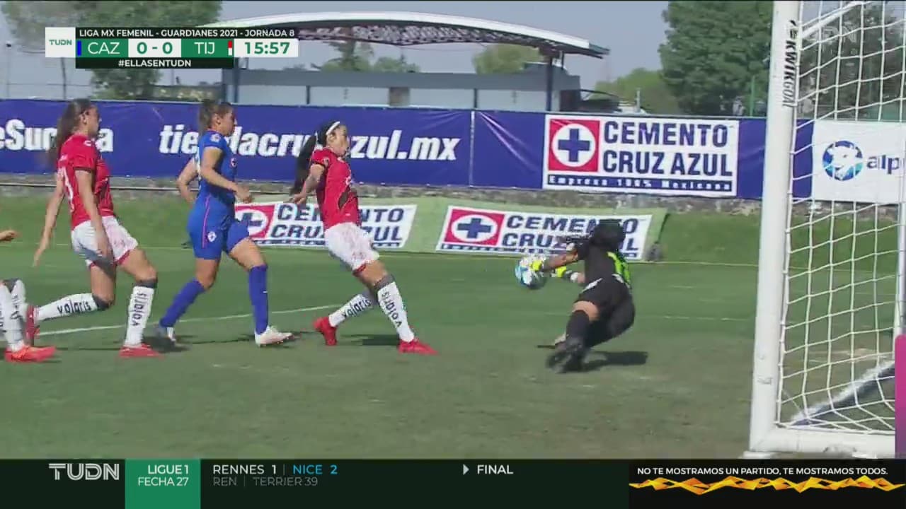 ¿Cómo no anotaron? Karla Morales evita el gol de Tijuana Femenil