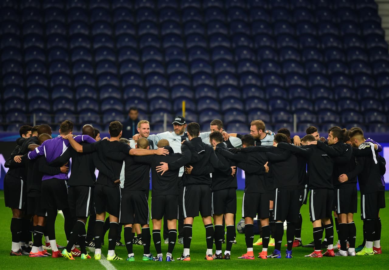 El empate no le sirve a Porto si gana Copenaghe pues el equipo danés en los enfrentamientos directos tiene más goles anotados como visitante, ítem que le favorece en el desempate. Por eso, no quieren depender de terceros y hay mucha unidad para conseguir el triunfo.