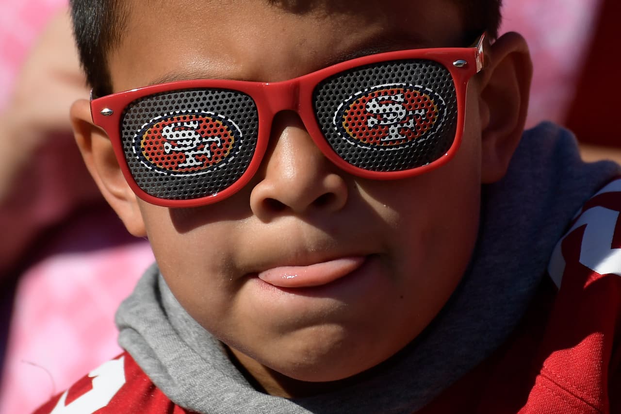Jueguen bien o mal, los San Francisco 49ers siempre cuentan con sus fanáticos.