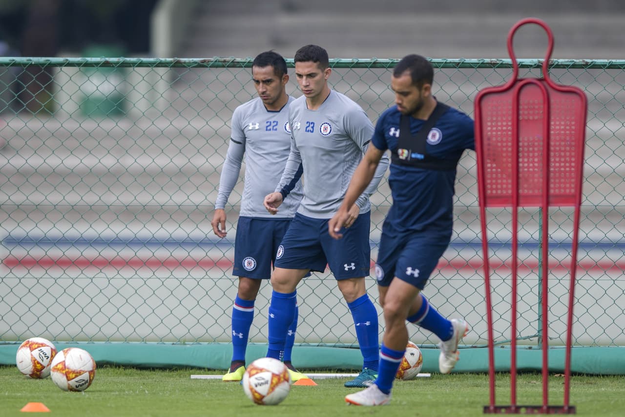La plantilla de jugadores también mostró su compromiso para regresar con la misma fuerza que les ha permitido ser el mejor equipo del torneo.