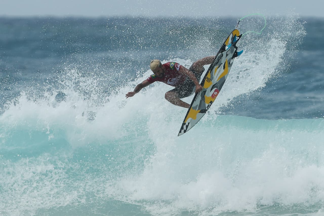 El surf vive una competencia con sus grandes figuras en el Quiksilver Pro and Boost Mobile Pro Gold Coast en Australia, dando muestras de exigencia y espectáculo, cualidades que le dieron un lugar en los Olímpicos de Tokio 2020.