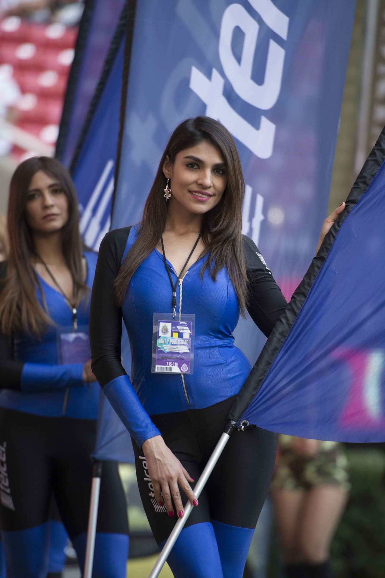 La belleza de las porristas en la fecha 11