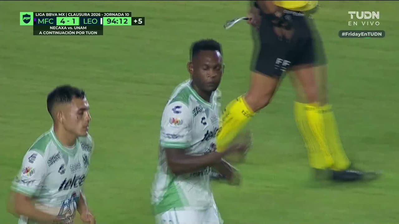 ¡Golazo de Cambindo! León acorta distancias