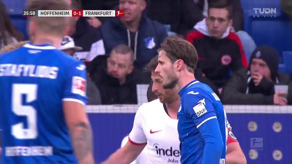 Tiro desviado de Benjamin Hübner