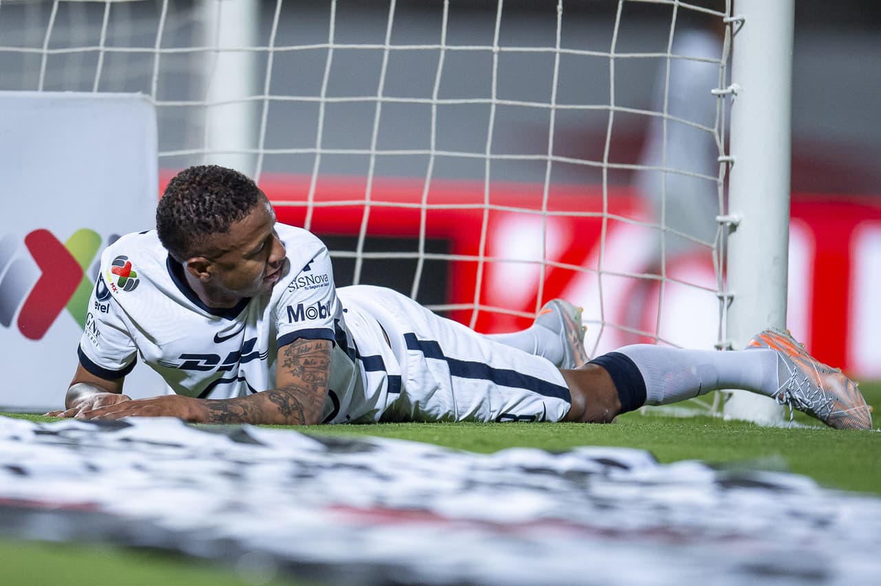 Con un agónico gol de Henry Martín en los últimos minutos, América se llevó el clásico capitalino y de pasó eliminó a Pumas de toda opción de Repechaje en el Guard1anes 2021.