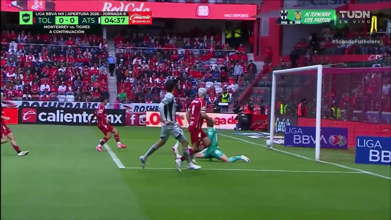 ¡Se salva el Diablo! Atlas cerca del primer gol del encuentro