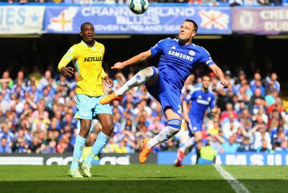 El encuentro tuvo emociones en los arcos pero sólo recibió al invitado de honor en una ocasión.