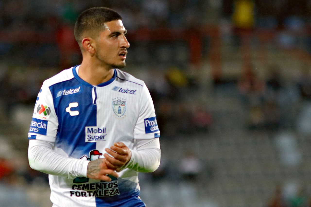 <b>Volante:</b> Víctor Guzmán (Pachuca, 77)