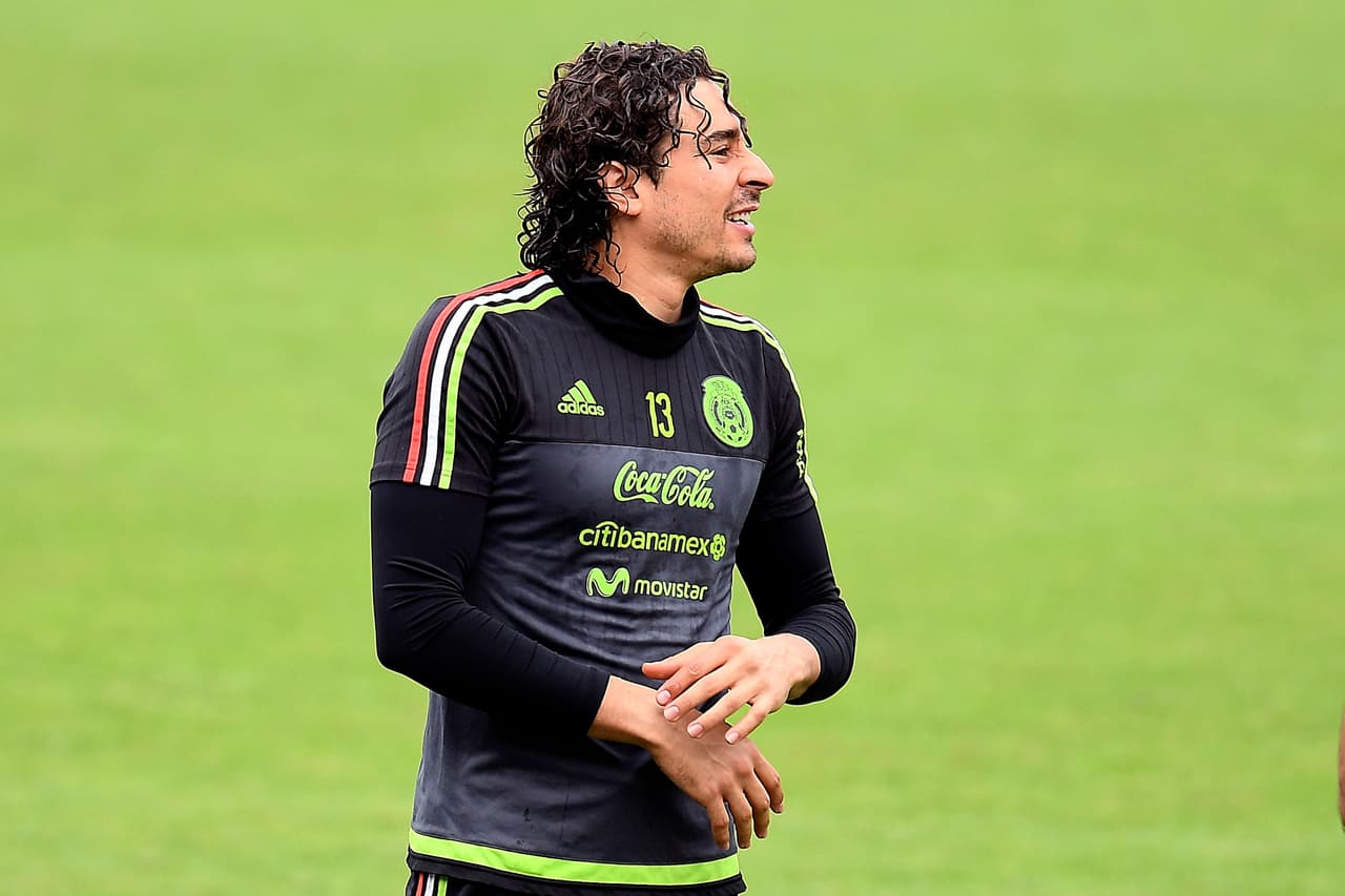 Por momentos la luce de una forma diferente en escenarios como entrenamientos, aunque es raro verlo así en sus periodos de cabello largo.