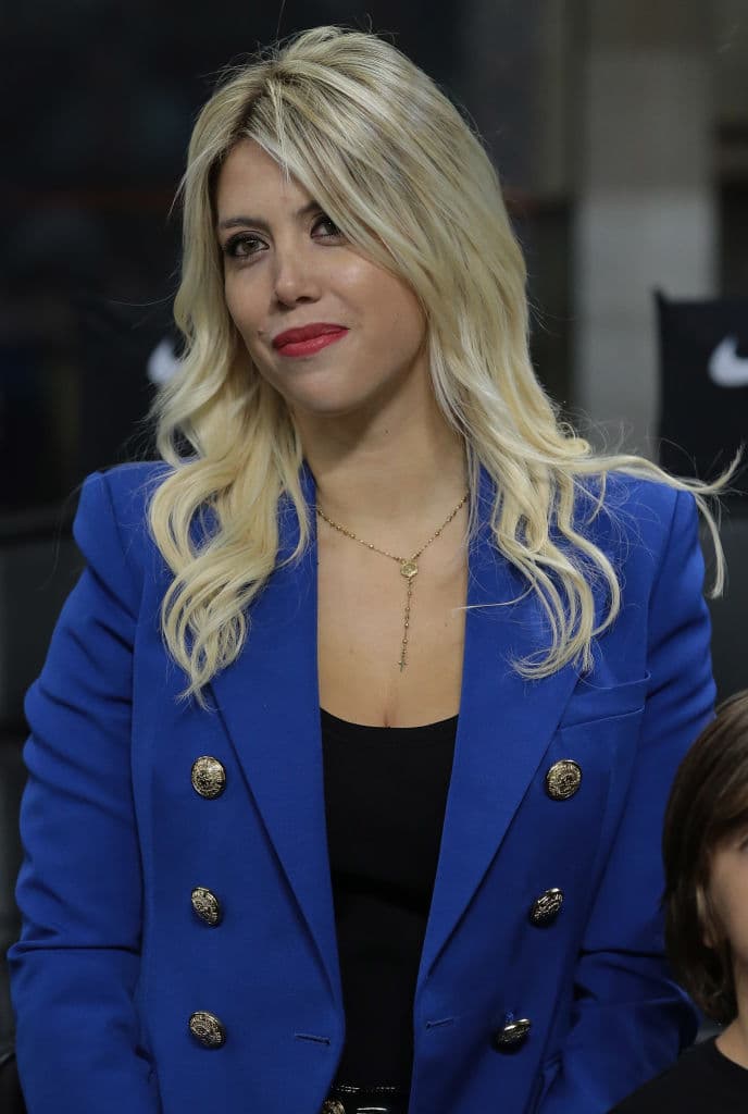 La esposa de Messi regresó el gesto de seguirla también.