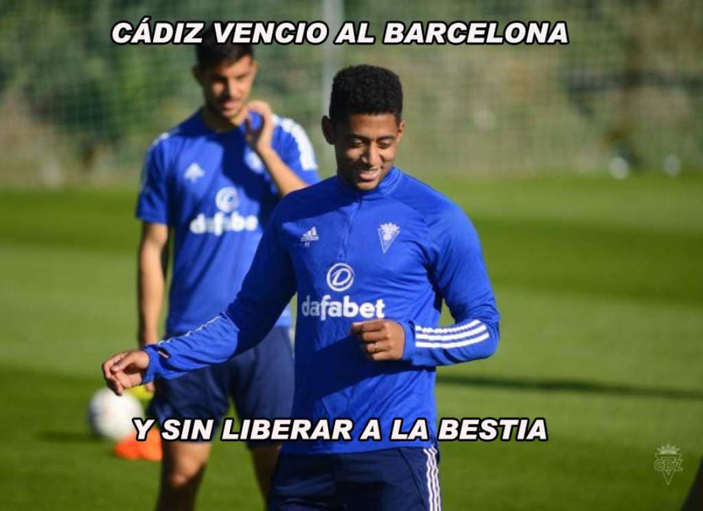 Estos son los memes de la derrota del Barcelona a manos del Cádiz | El poderoso ‘Submarino Amarillo’ del ‘Choco’ Lozano despachó a los culés y ahora los memes hacen lo suyo.