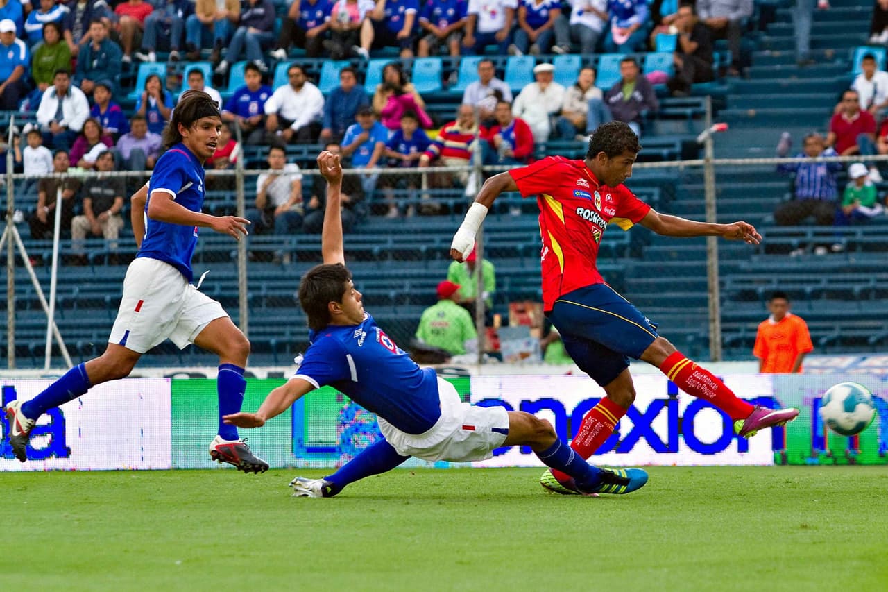 En aquella liguilla del Apertura 2011, Morelia de Tomás Boy con Joao Rojas en plan grande eliminó a Cruz Azul.