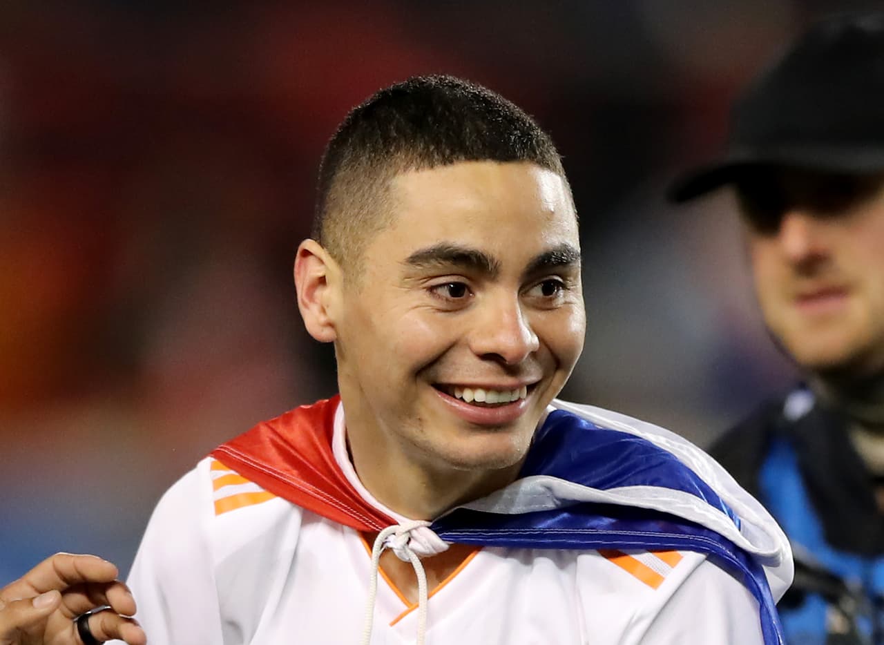 El paraguayo Miguel Almirón, figura con Atlanta United en la MLS, es del interés de Newcastle en Inglaterra pues el técnico español Rafael Benítez ve en el jugador grandes cualidades.