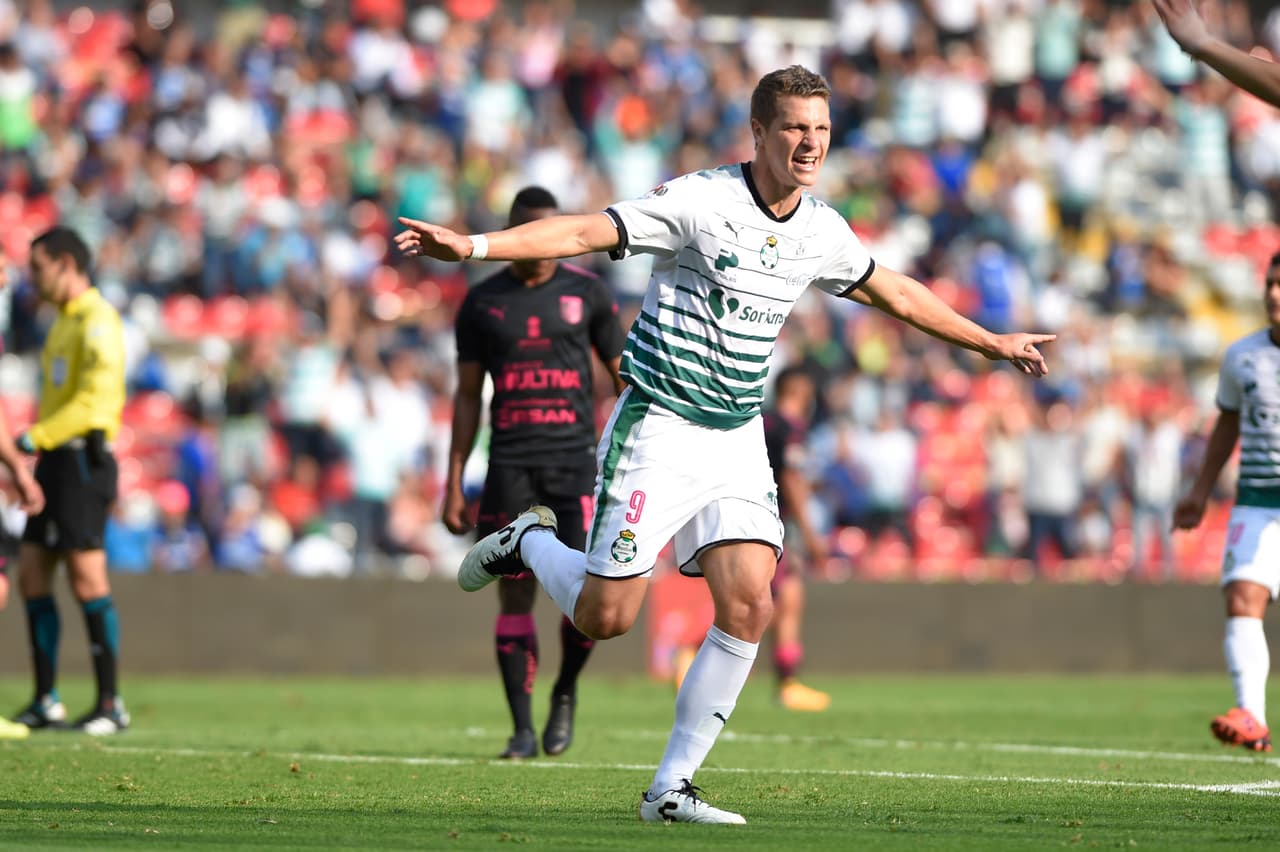 <b>Julio Furch</b>. El argentino anotó 12 por lo que quedó como subcampeón de goleo. Disputó 16 partidos amasando 1416 minutos. El delantero más difícil de marcar de toda la liga probablemente.