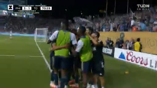 ¡Golazo de Philadelphia! La tejieron como telaraña y Carranza pone el 3-1
