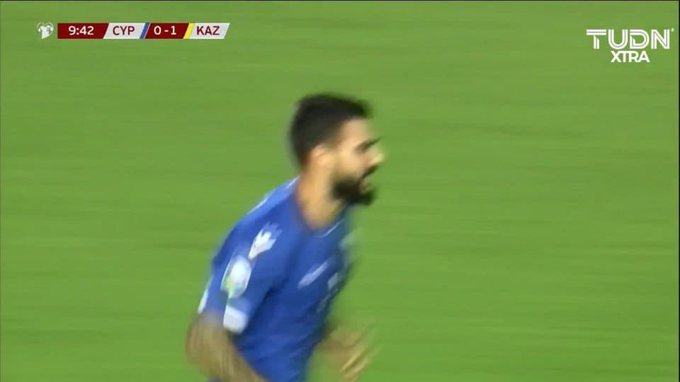 Tiro desviado de Giorgios Merkis