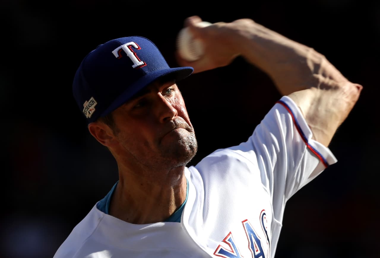 Cole Hamels recibirá de los Rangers de Texas también 22 y medio millones de 'melocotones'.