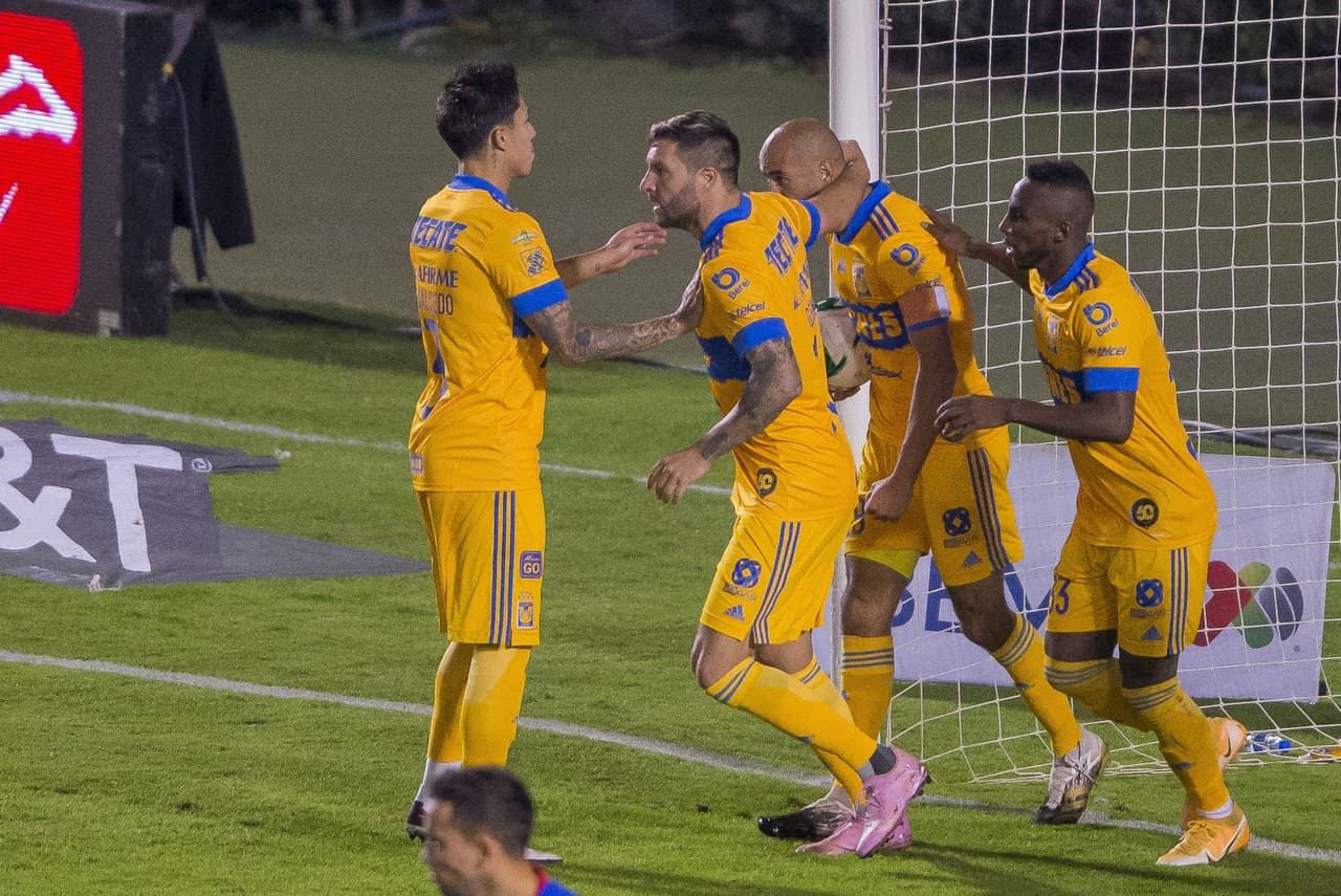 Cruz Azul vence 1-3 a Tigres en el volcán y rasguñan su pase a las semifinales.