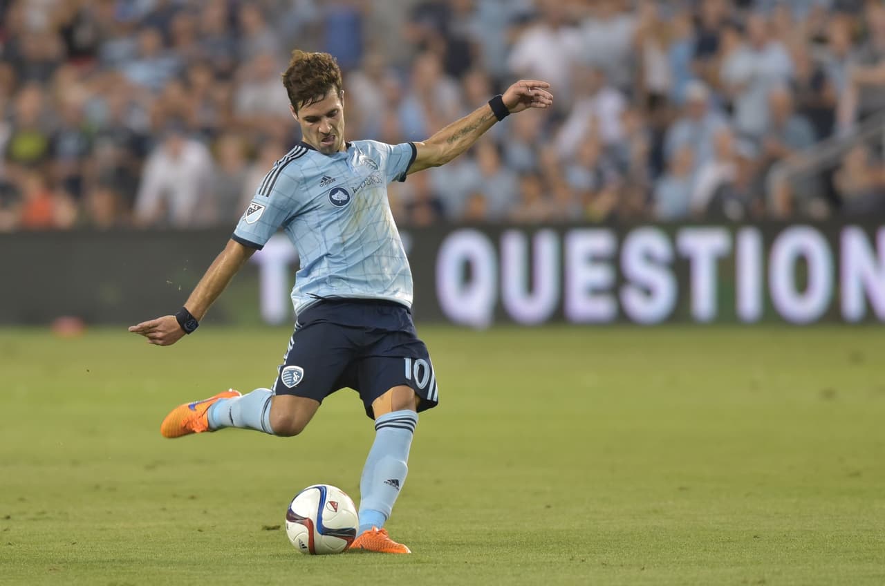 Benny Feilhaber - Sporting Kansas City. Nació en Rio de Janeiro y se nota en su juego. Tiene el ADN brasileño adaptado al gusto estadounidense. Un diez completo, con hermosa pegada.