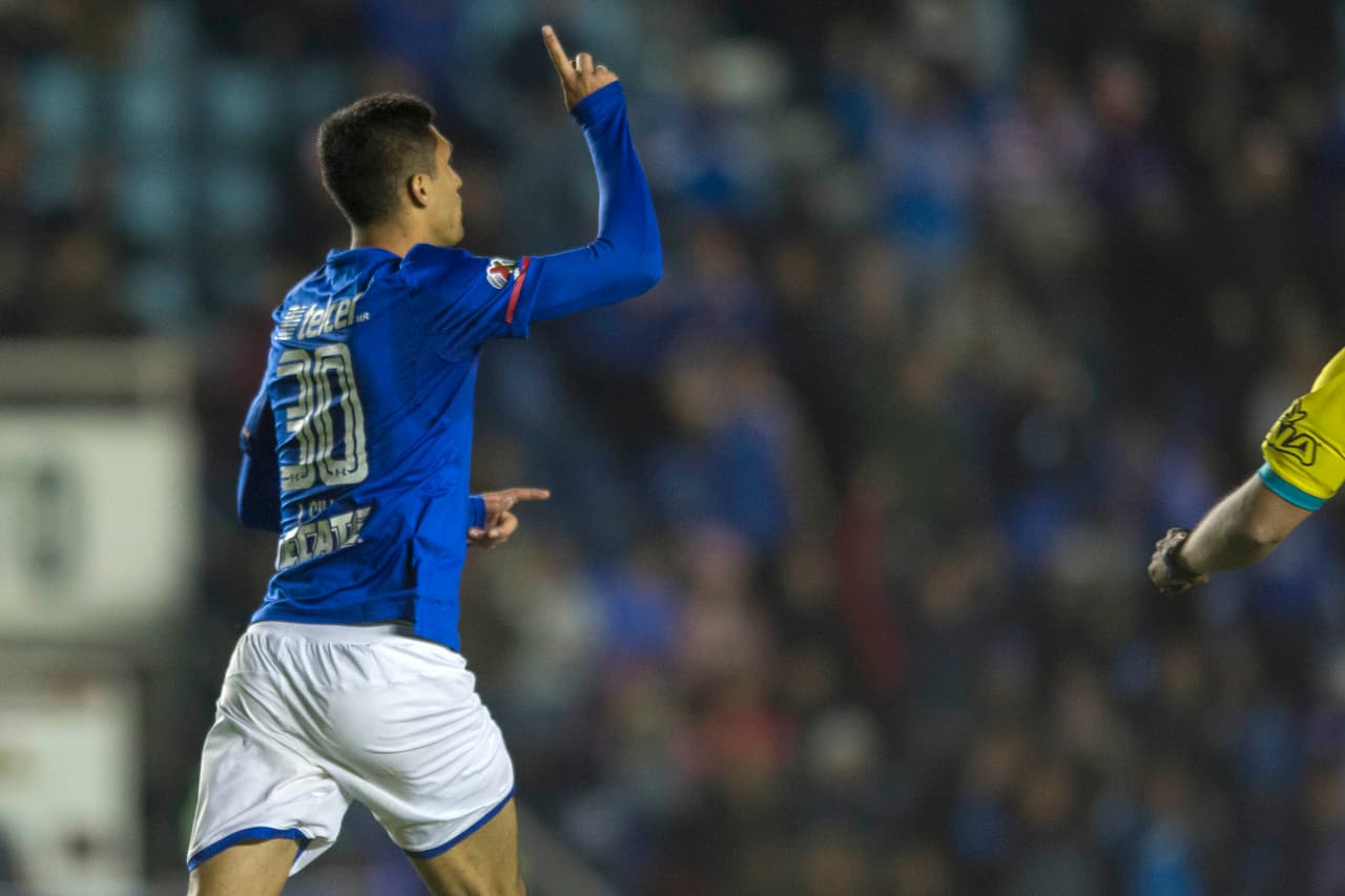 Ya en la segunda mitad, Jordan Silva recortó distancias para la Máquina.