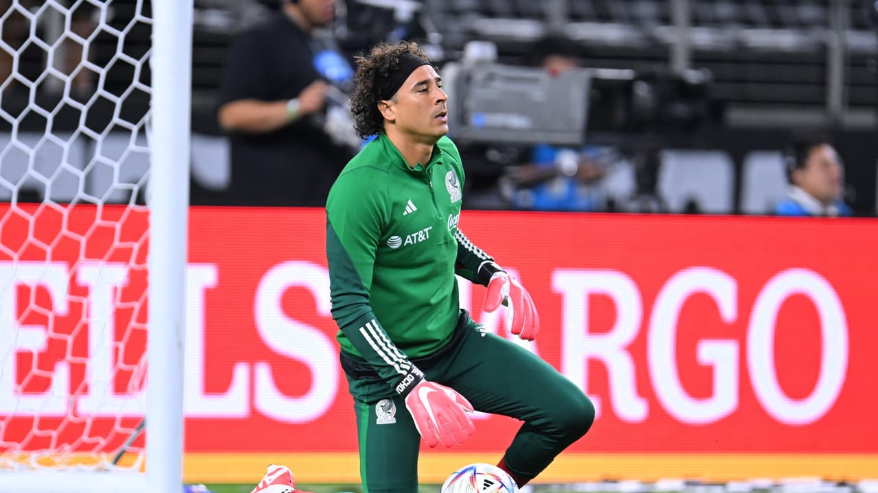 HH y Giménez de inicio: el XI de México ante Australia