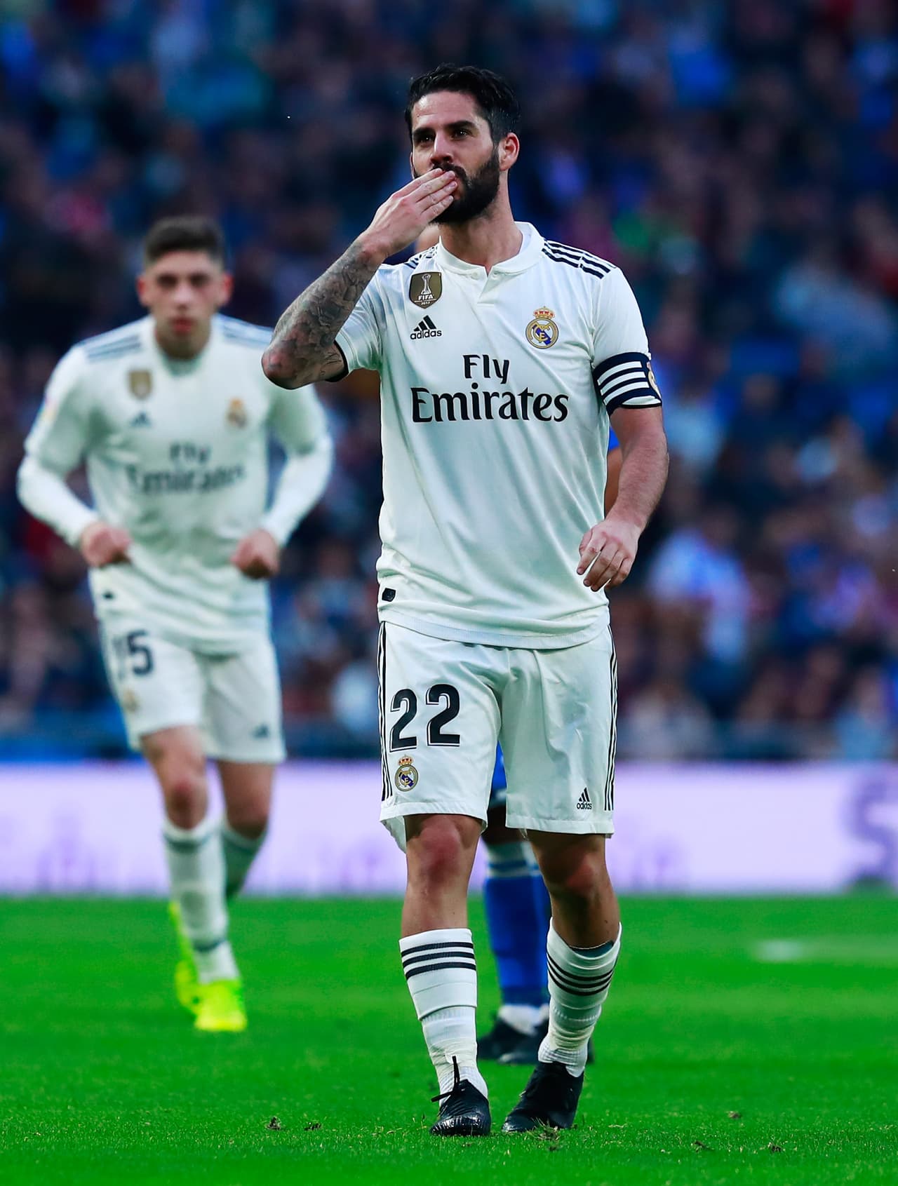 Ante el descuento de Yacine Qasmi de penalti para Melilla al minuto 35 del segundo tiempo, Isco respondió para poner el definitivo 6-1 al minuto 38 del segundo tiempo.