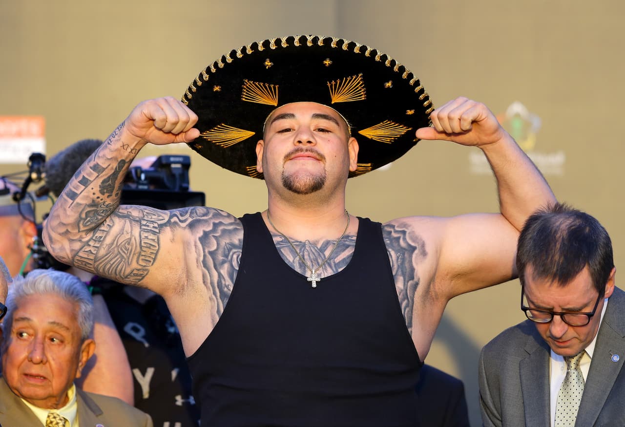 Anthony Joshua pesó 237.5 libras, mientras que Andy Ruiz dejó la aguja en 287.3 libras.
