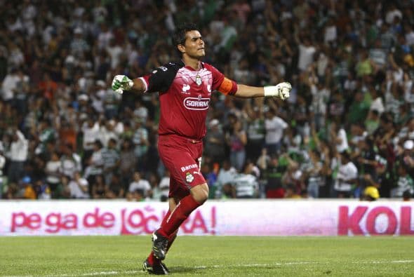 Sin embargo sólo fue titular en Alemania 2006 pero no fue sencillo debido a que su Padre falleció días antes del debut de México, pese a ello disputo de gran manera el Mundial.