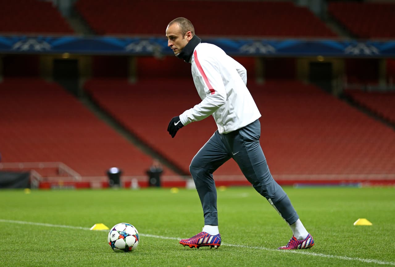 Dimitar Berbatov, ex del United, pide título para el Liverpool