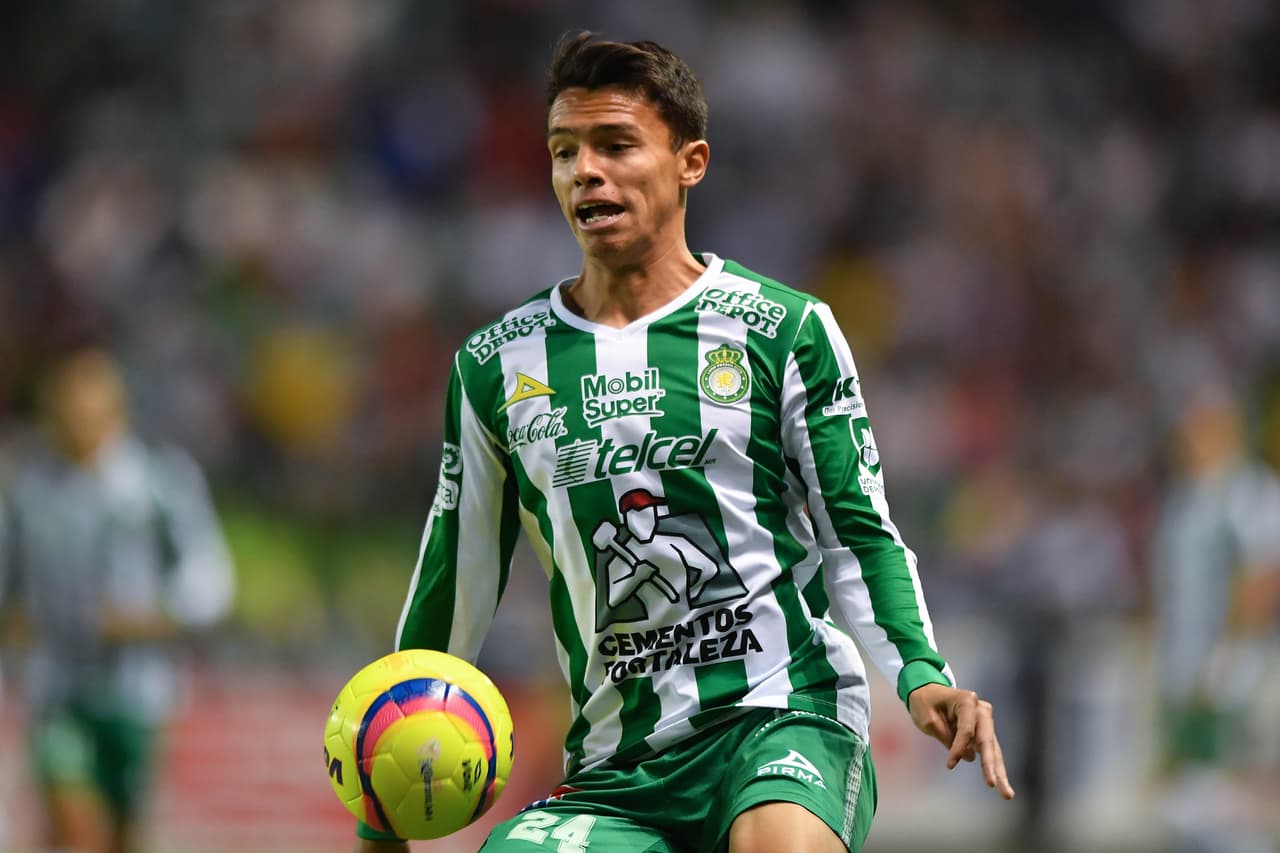 <b>Defensa:</b> Oswaldo Rodríguez (León, 7)