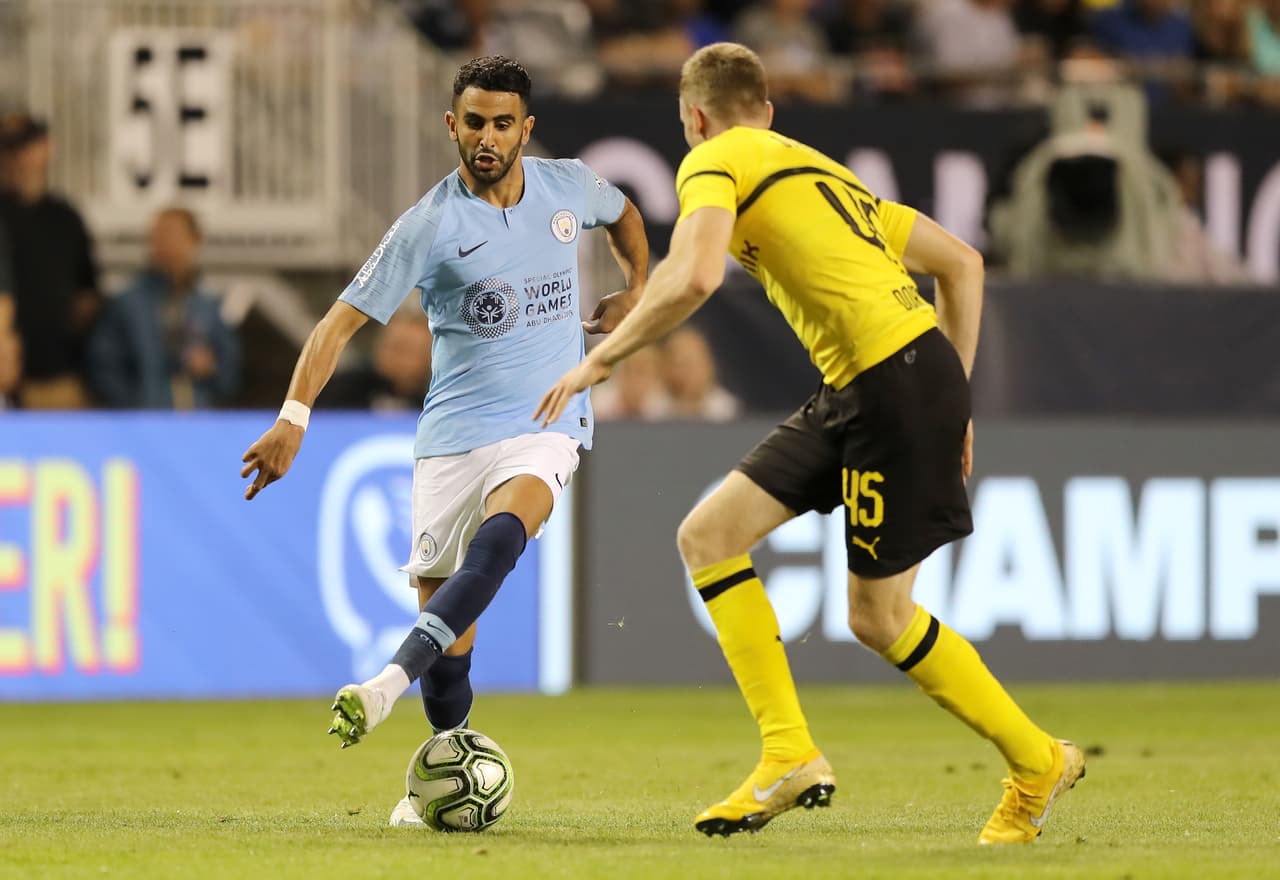 Riyad Mahrez (del Leicester City al Manchester City) - 80 millones de dólares.