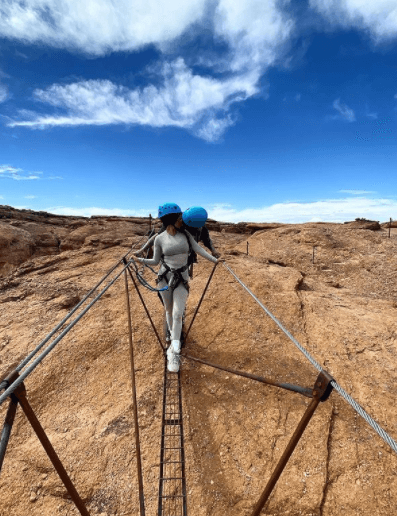 El músico hizo apariciones en el show, Keeping Up With the Kardashians, junto a su ex esposa Shanna Moakler.