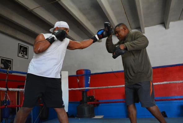 Odlanier Solís perdió contra Thompson el pasado marzo por decisión divida en Turquía (Cortesía Reynaldo Sánchez)